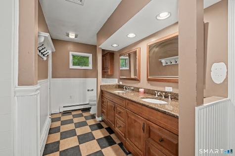 42 Blueberry Hill Road Weston CT 06883