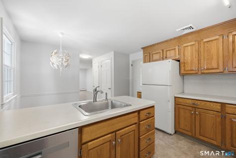 32 Pioneer Drive Windsor CT 06095