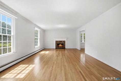 32 Pioneer Drive Windsor CT 06095