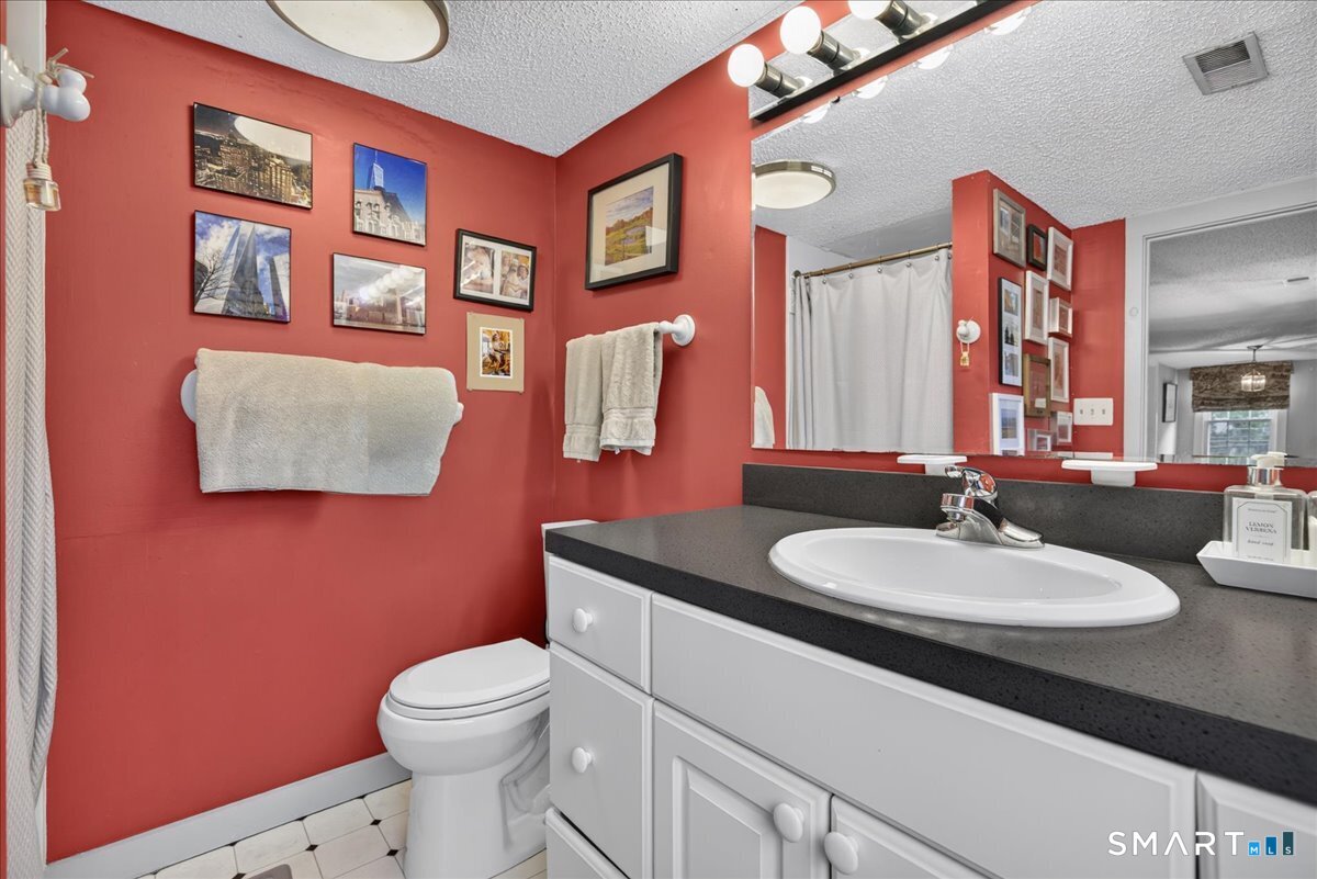 65 West Shepard Avenue Hamden CT 06514