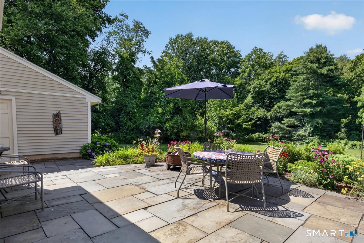 65 West Shepard Avenue Hamden CT 06514