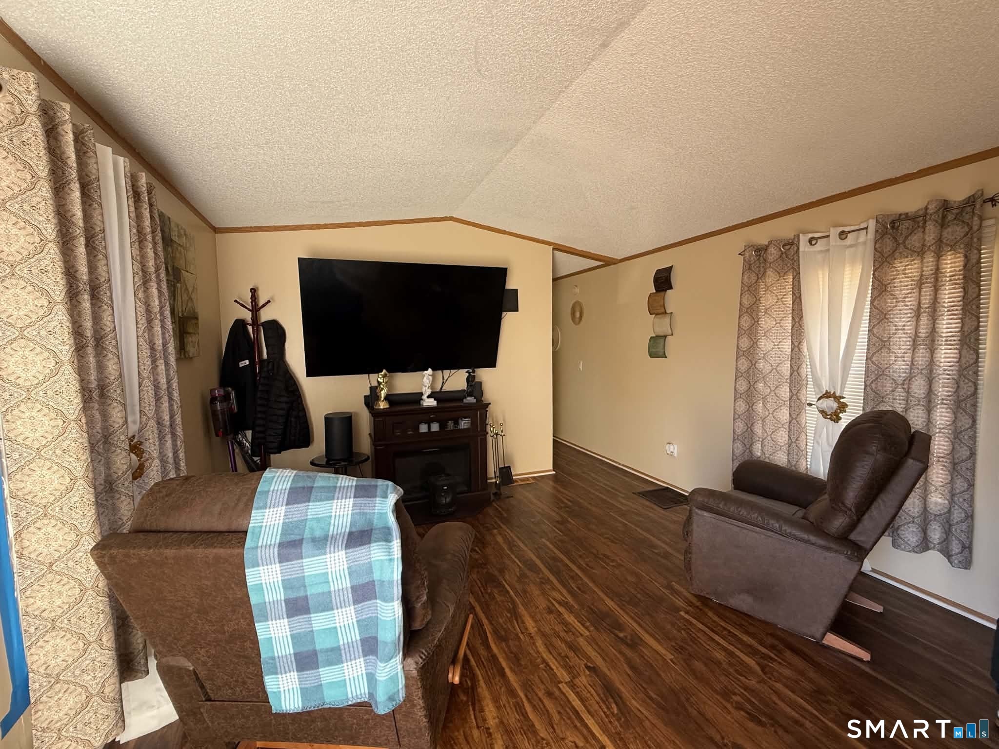 57 Rivermead Boulevard East Hartford CT 06118