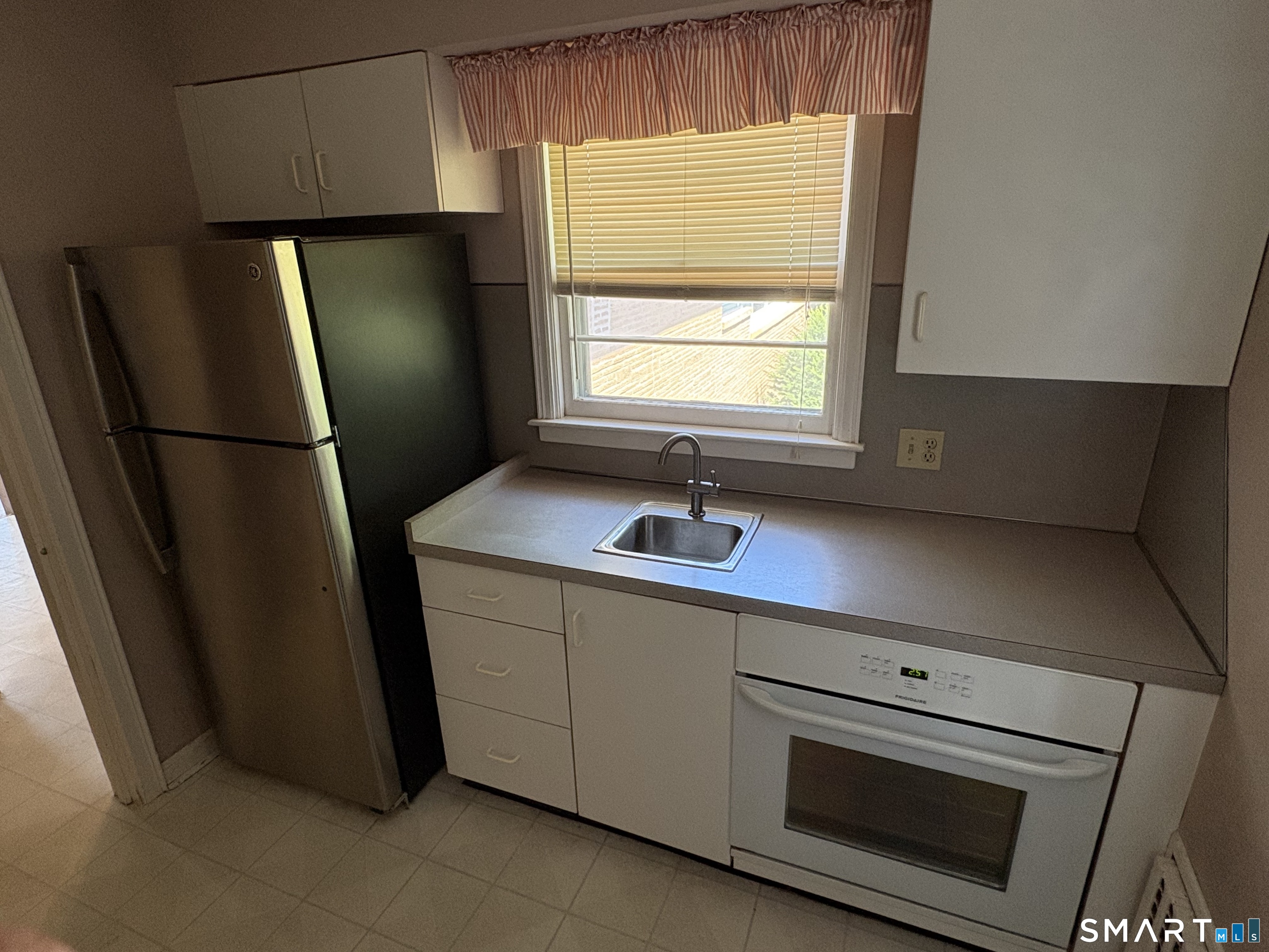 18 Four Rod Road Hamden CT 06514