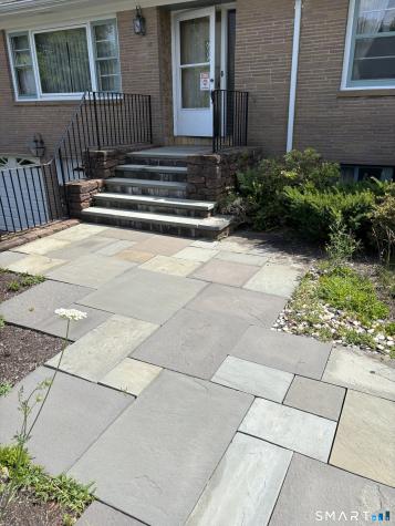 18 Four Rod Road Hamden CT 06514