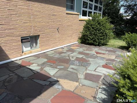 18 Four Rod Road Hamden CT 06514
