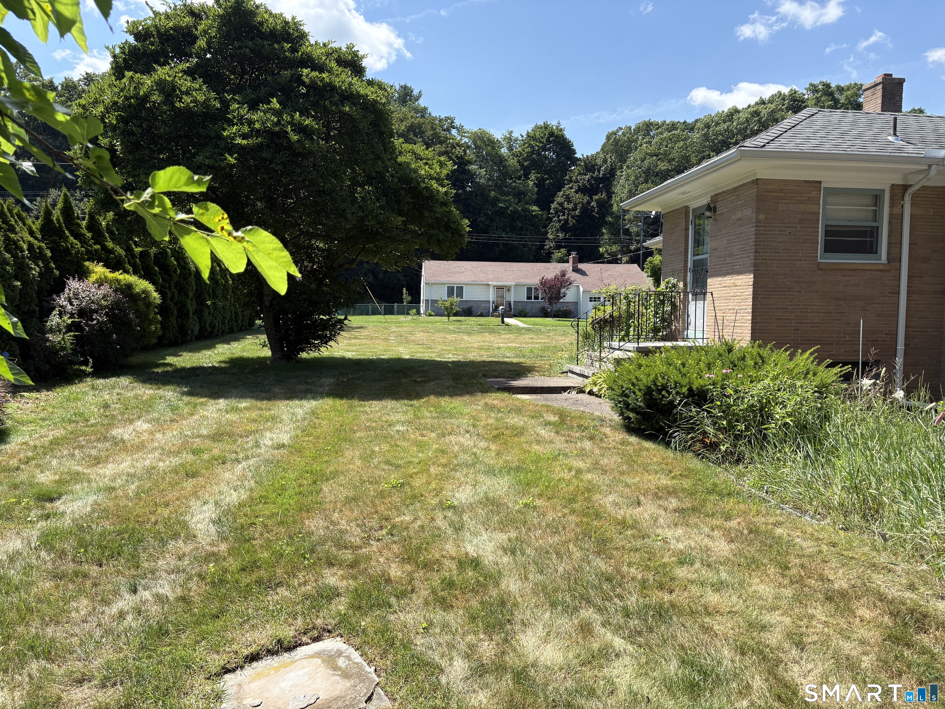 18 Four Rod Road Hamden CT 06514