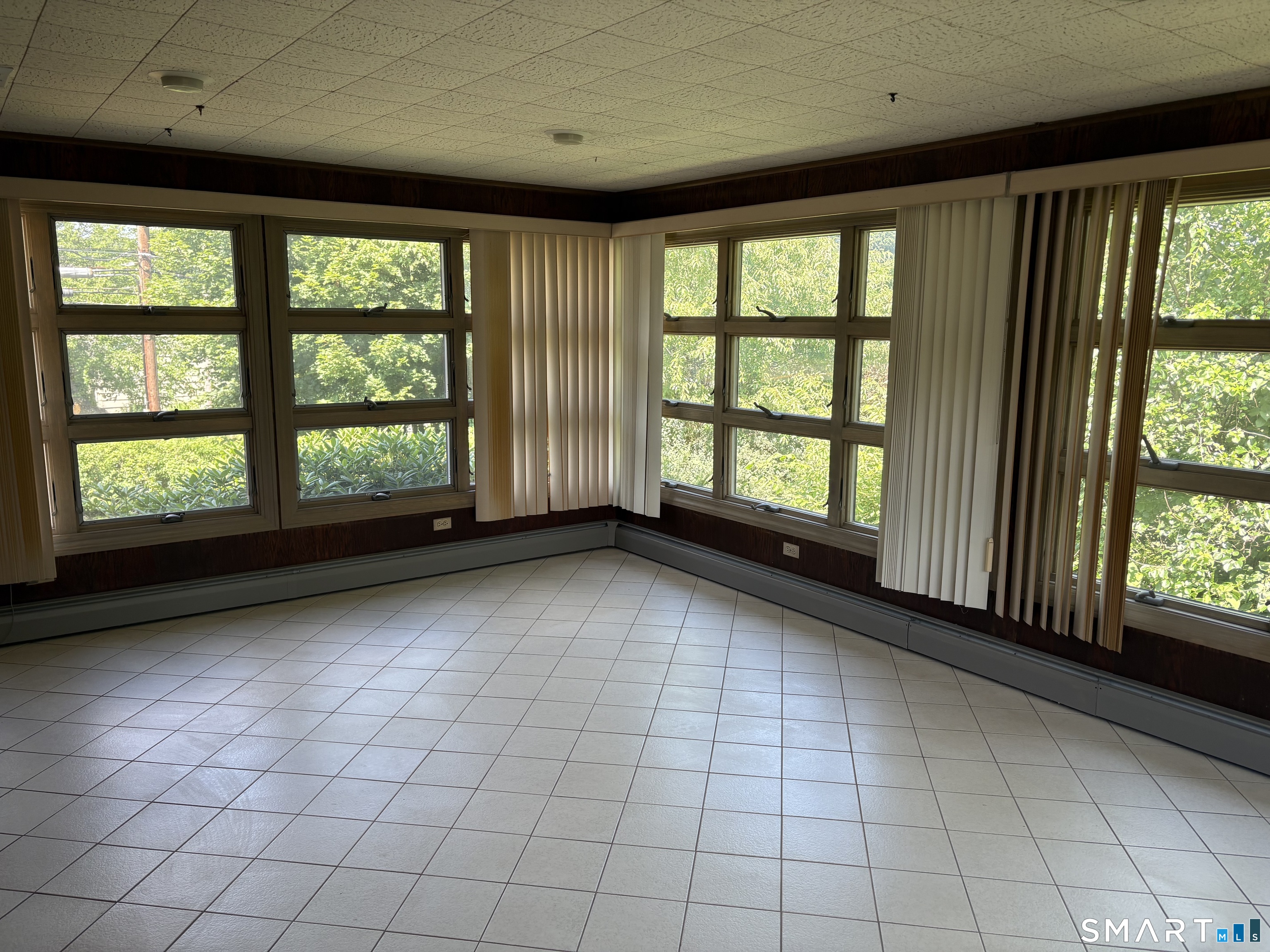 18 Four Rod Road Hamden CT 06514