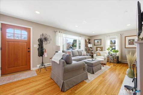 439 Pequot Avenue Groton CT 06355