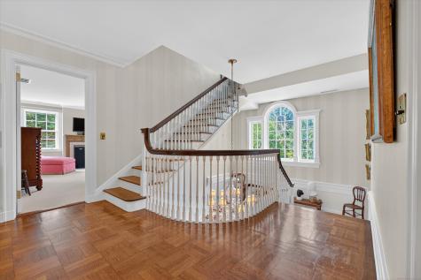 88 Main Street Ridgefield CT 06877