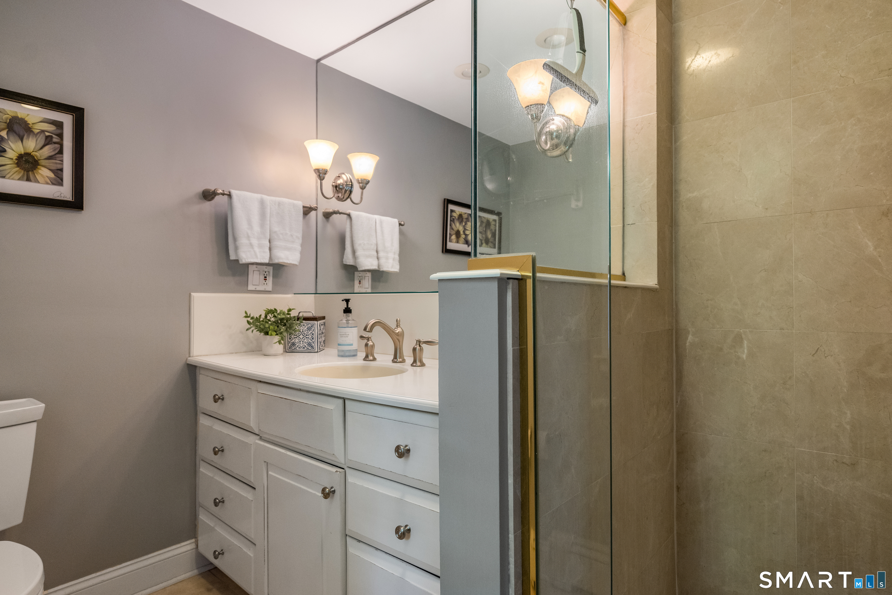 63 Brookmoor Road Avon CT 06001