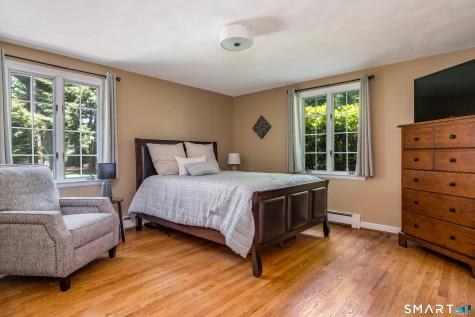63 Brookmoor Road Avon CT 06001