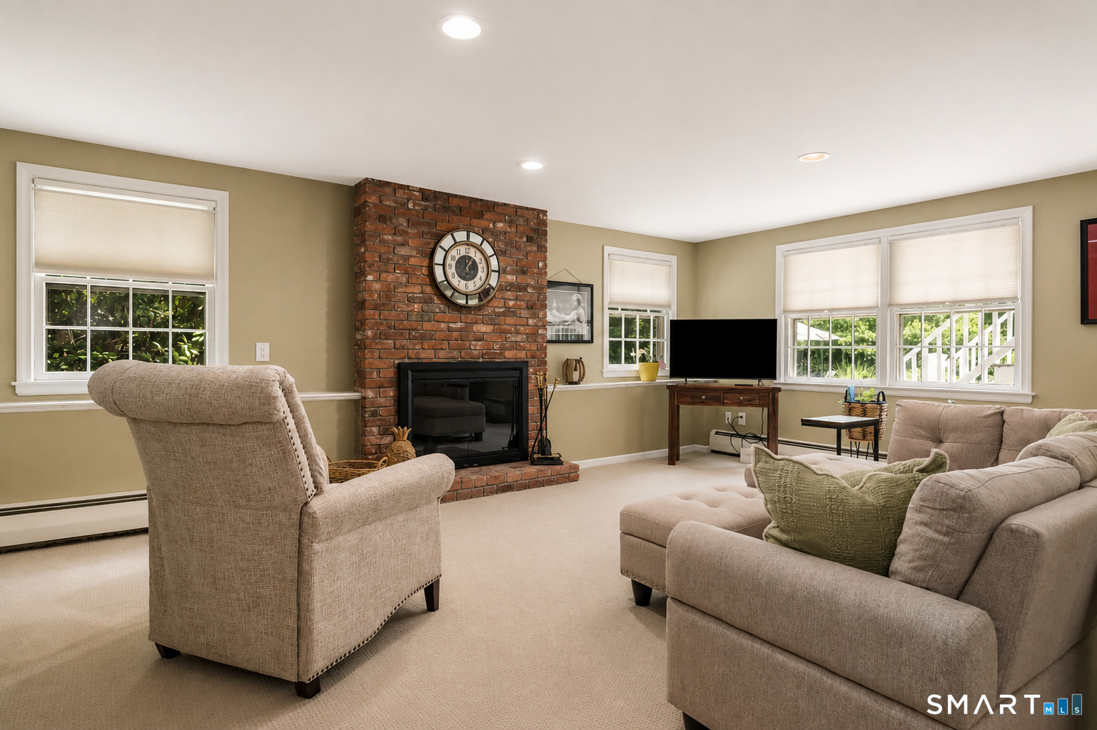 63 Brookmoor Road Avon CT 06001