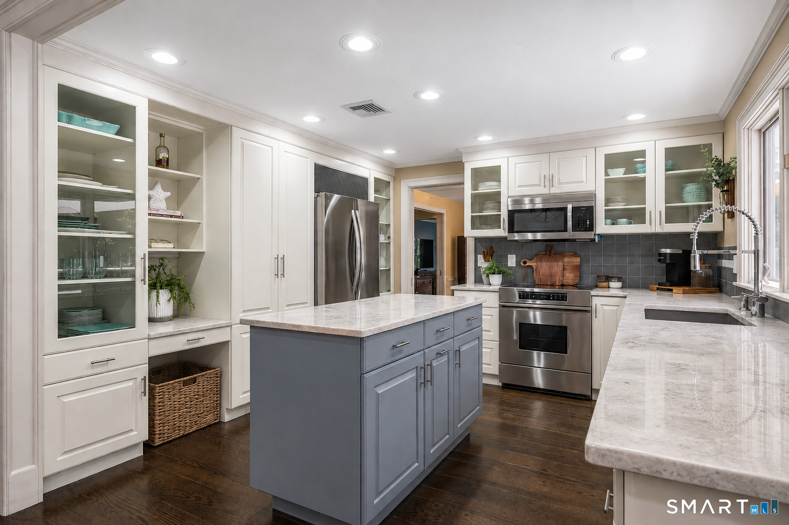 63 Brookmoor Road Avon CT 06001