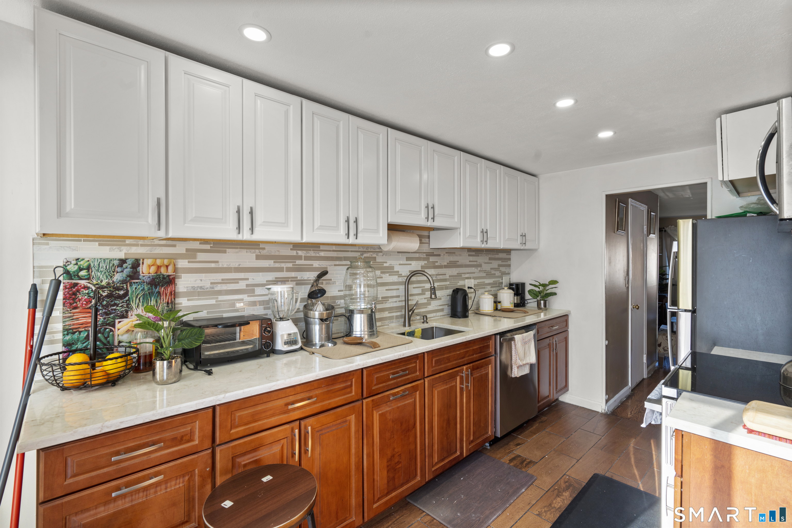 7 Barnstable Lane Stamford CT 06907