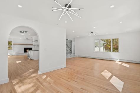 4 Trails End Road Weston CT 06883