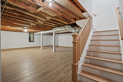 4 Trails End Road Weston CT 06883