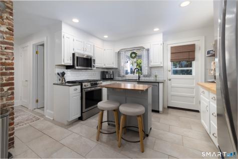 54 Quinn Street Naugatuck CT 06770