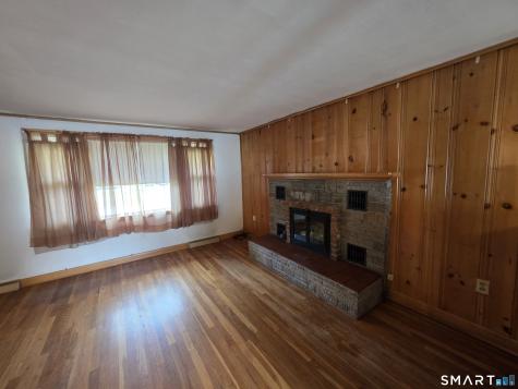 28 Daggett Street Plainfield CT 06354