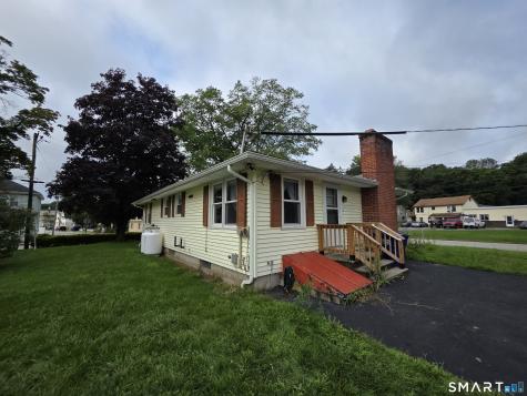 28 Daggett Street Plainfield CT 06354