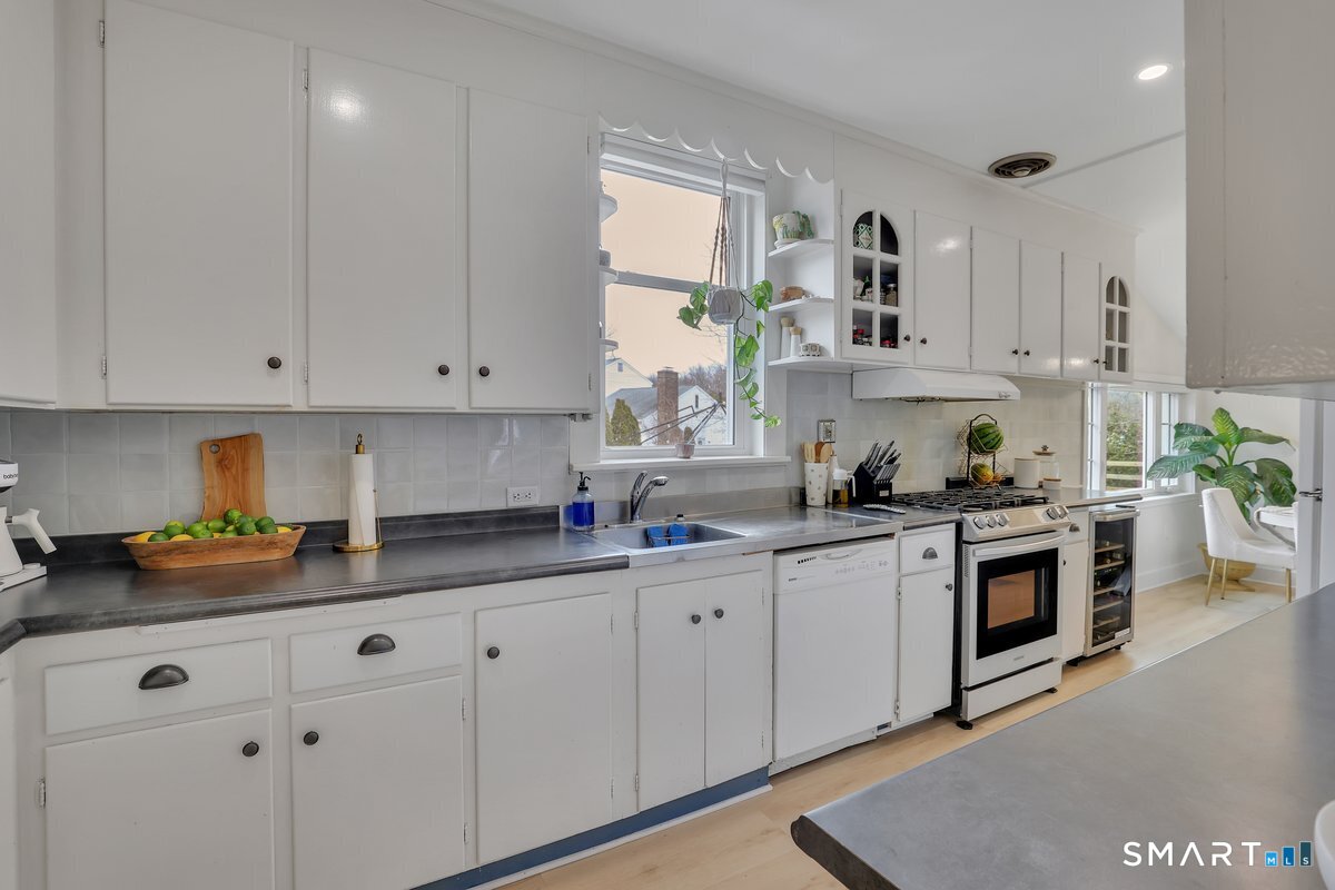 156 Hamilton Avenue Watertown CT 06795