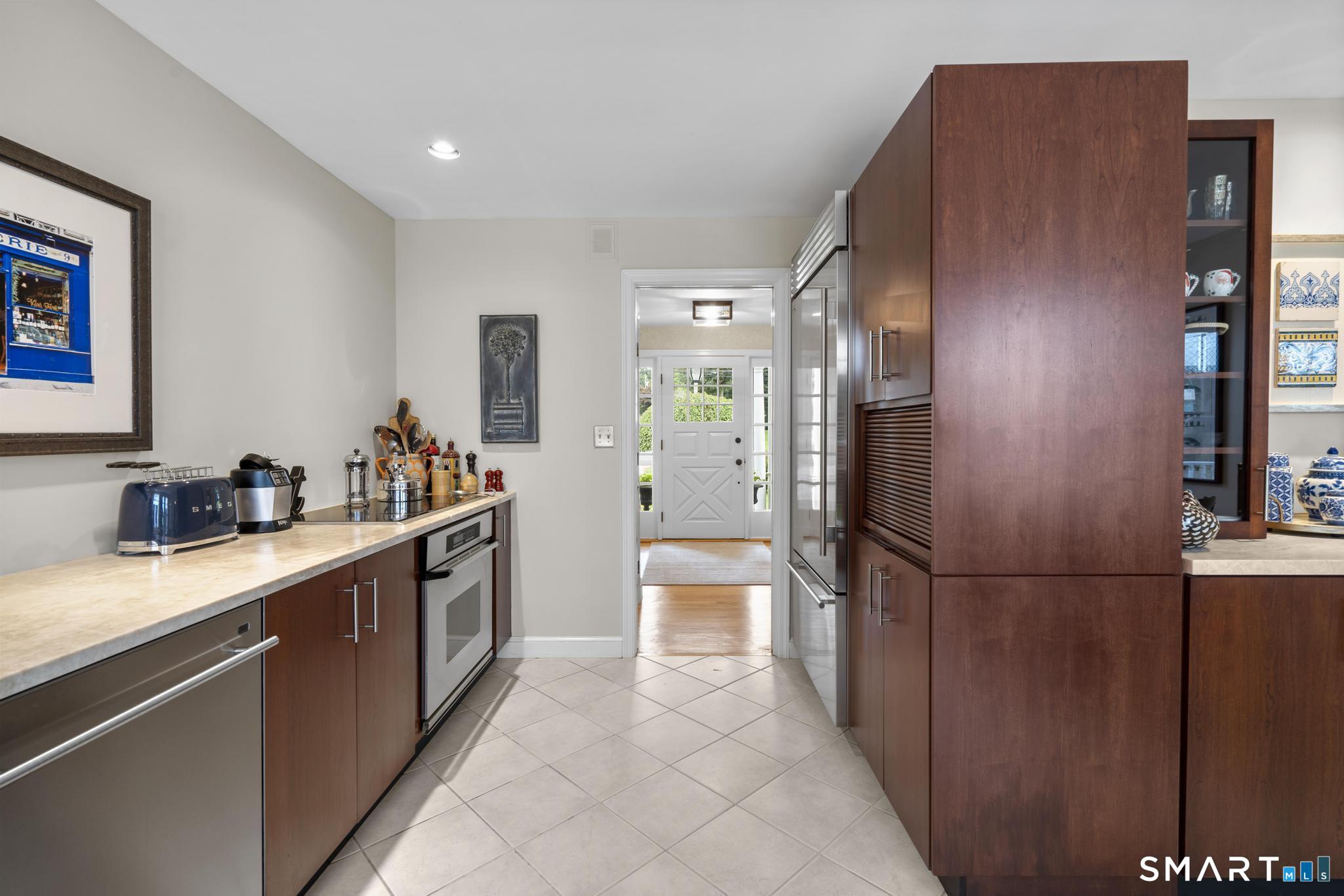 314 Longmeadow Road Orange CT 06477