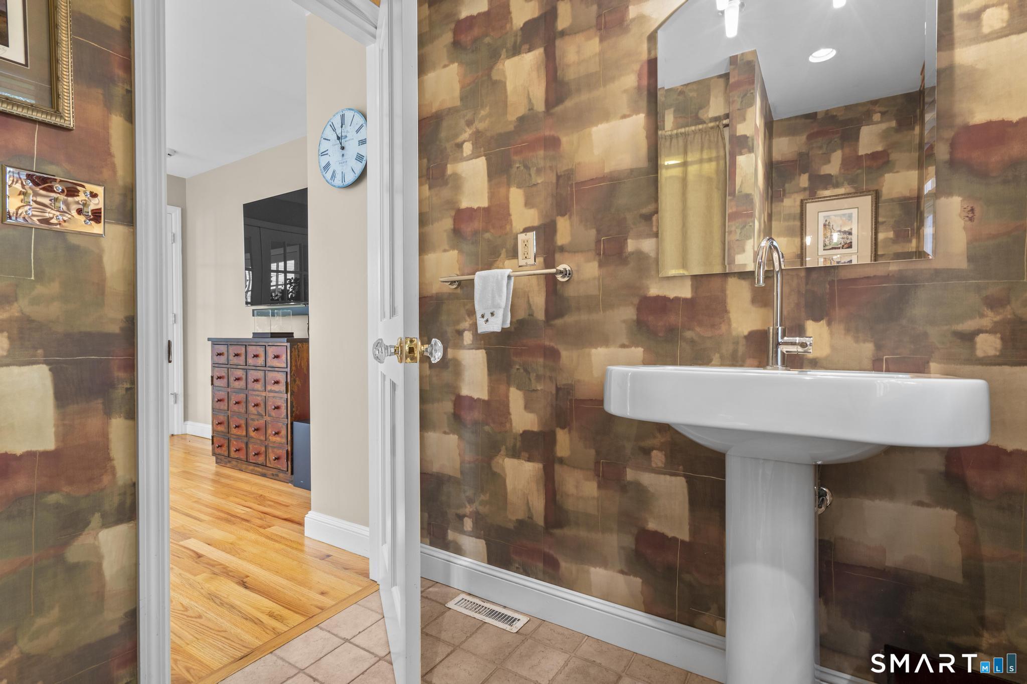 314 Longmeadow Road Orange CT 06477
