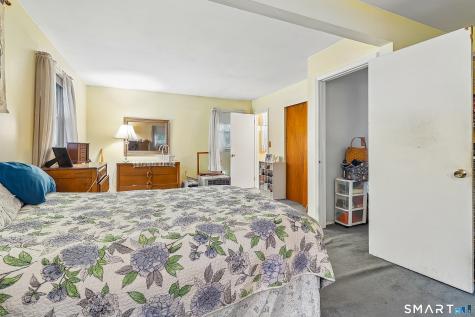 9 Joan Drive Newtown CT 06470