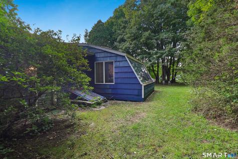 9 Joan Drive Newtown CT 06470