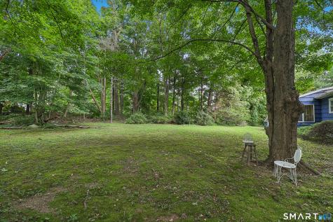 9 Joan Drive Newtown CT 06470