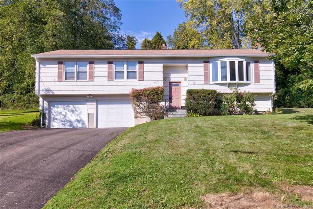 172 Country Hills Road Hamden CT 06514