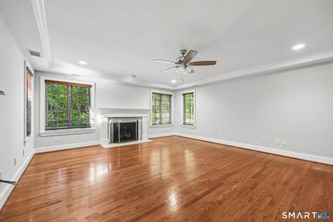 41 Brian Lane Avon CT 06001