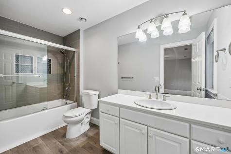 41 Brian Lane Avon CT 06001