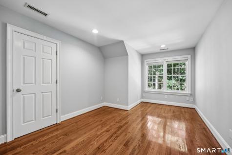 41 Brian Lane Avon CT 06001