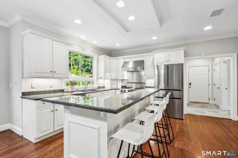 41 Brian Lane Avon CT 06001