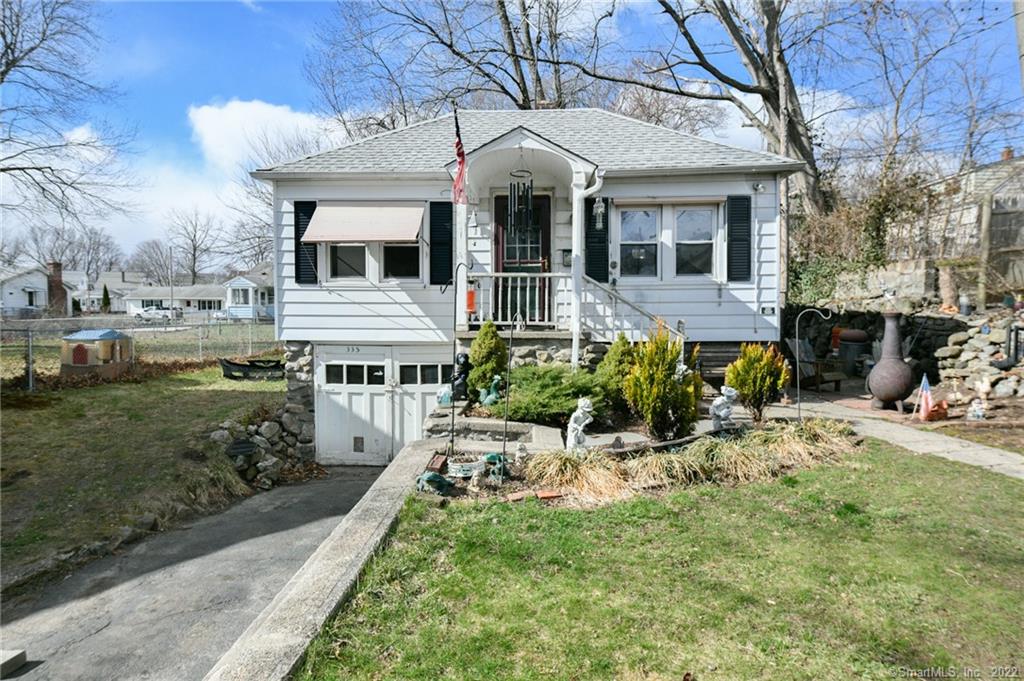 335 Raymond Street Waterbury CT 06706