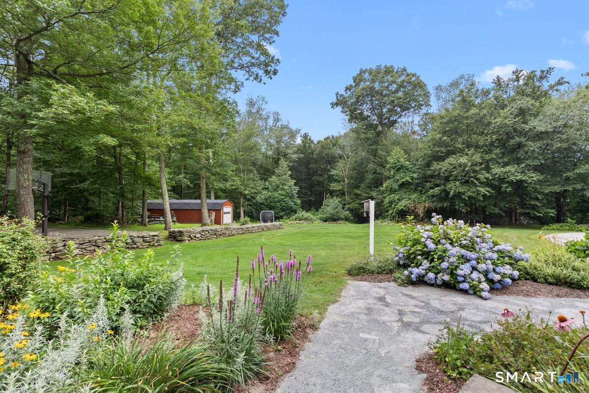 26 Tatnic Hill Road Brooklyn CT 06234