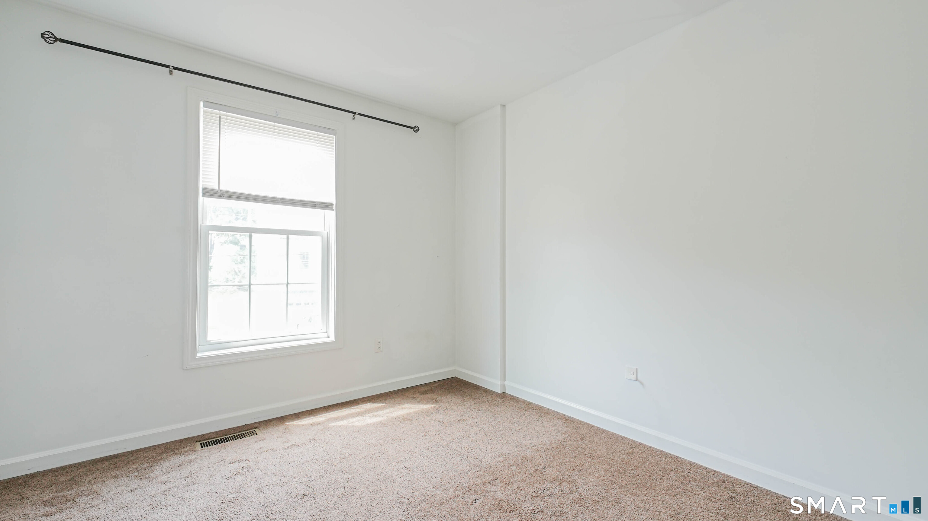 45 Daytona Street West Haven CT 06516