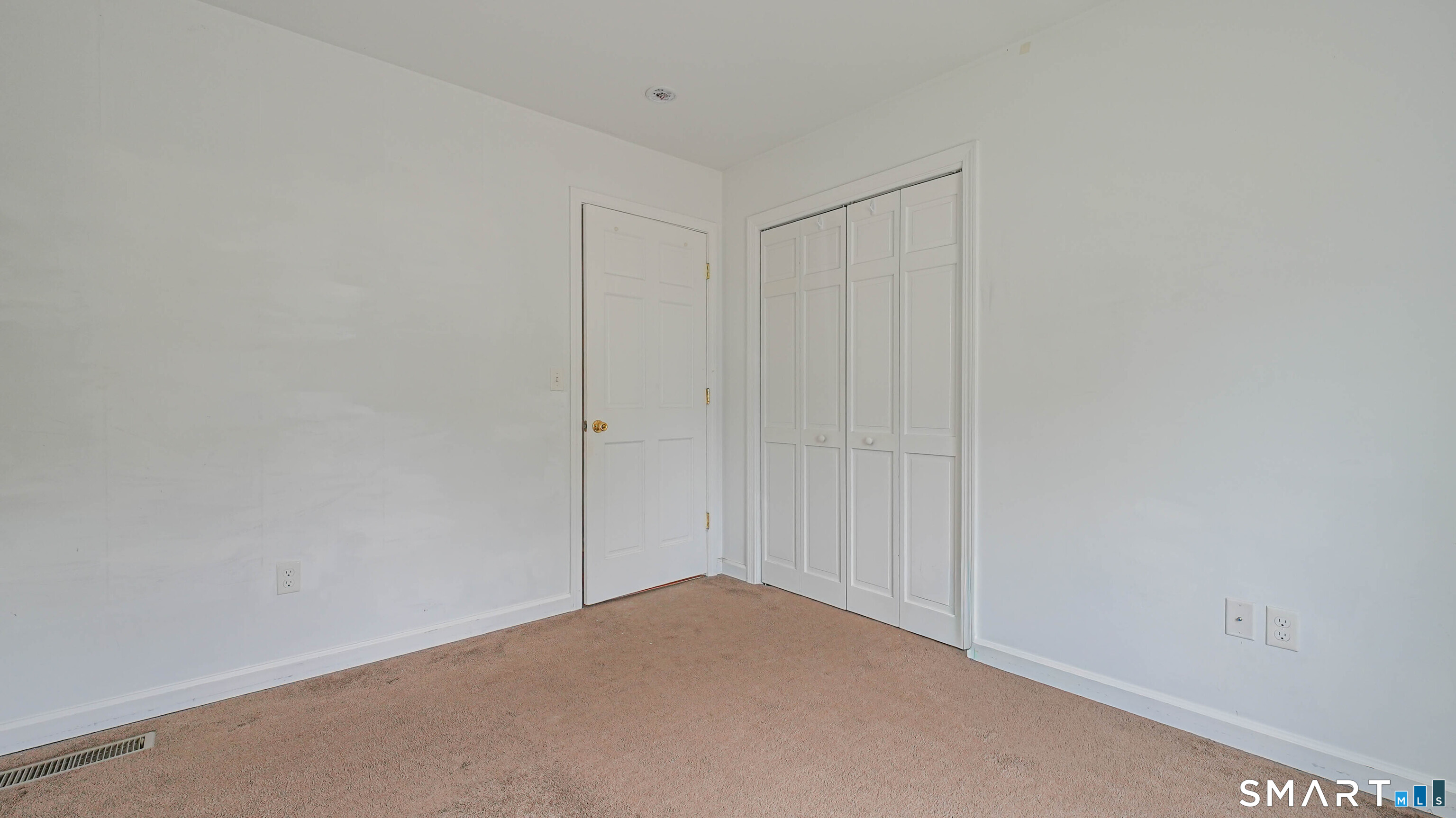 45 Daytona Street West Haven CT 06516