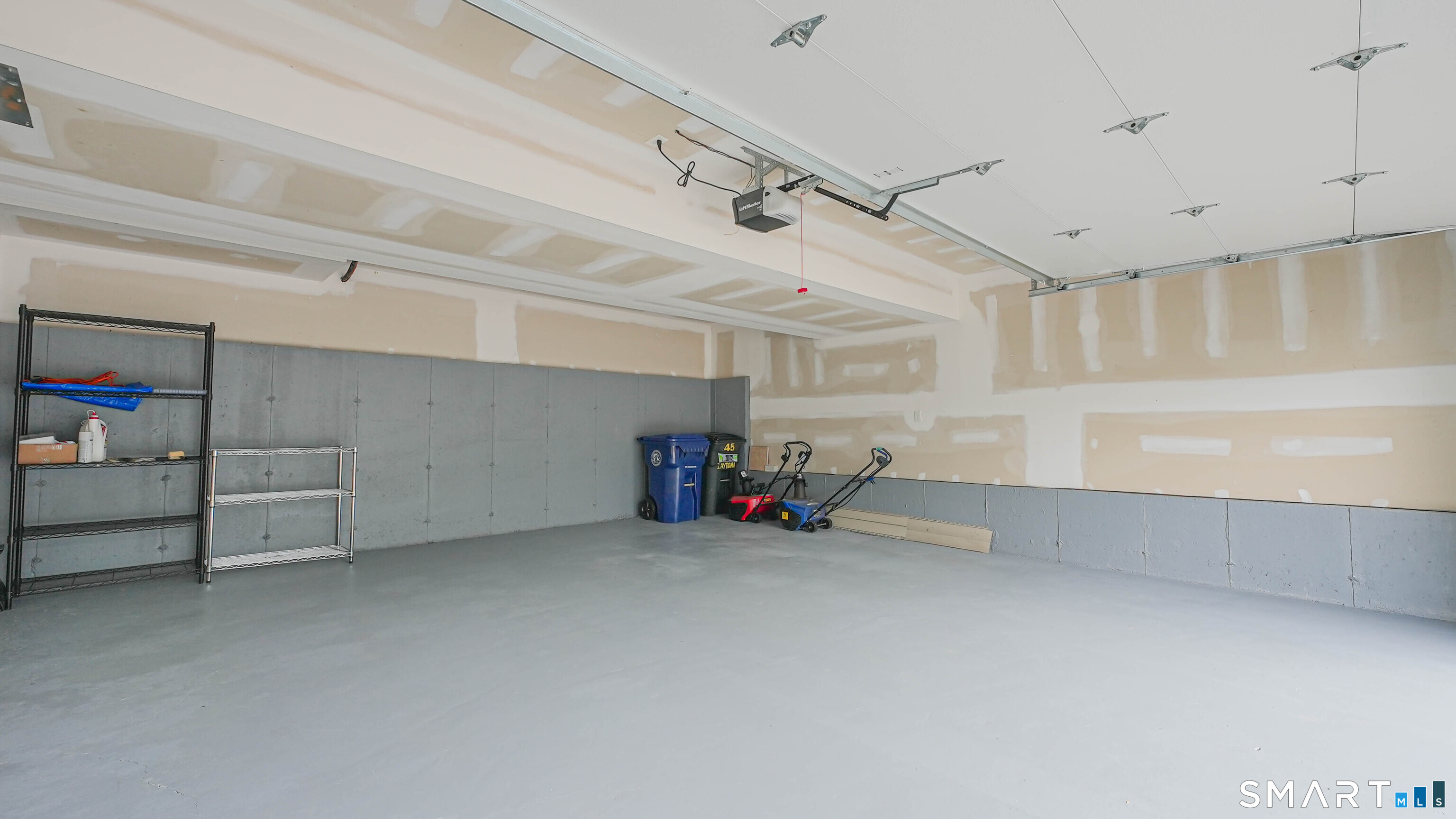 45 Daytona Street West Haven CT 06516