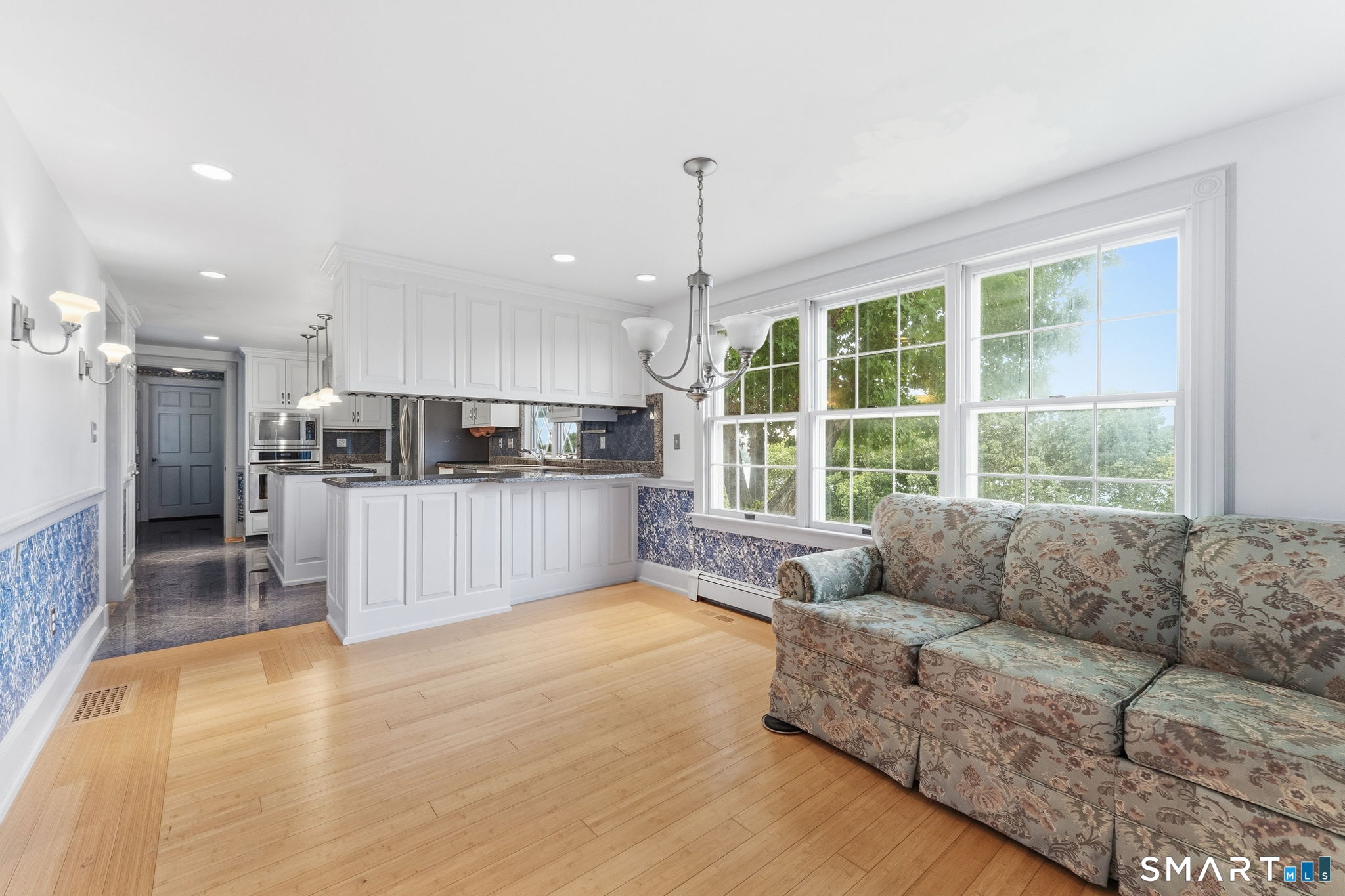 87 Phoenix Drive Groton CT 06340
