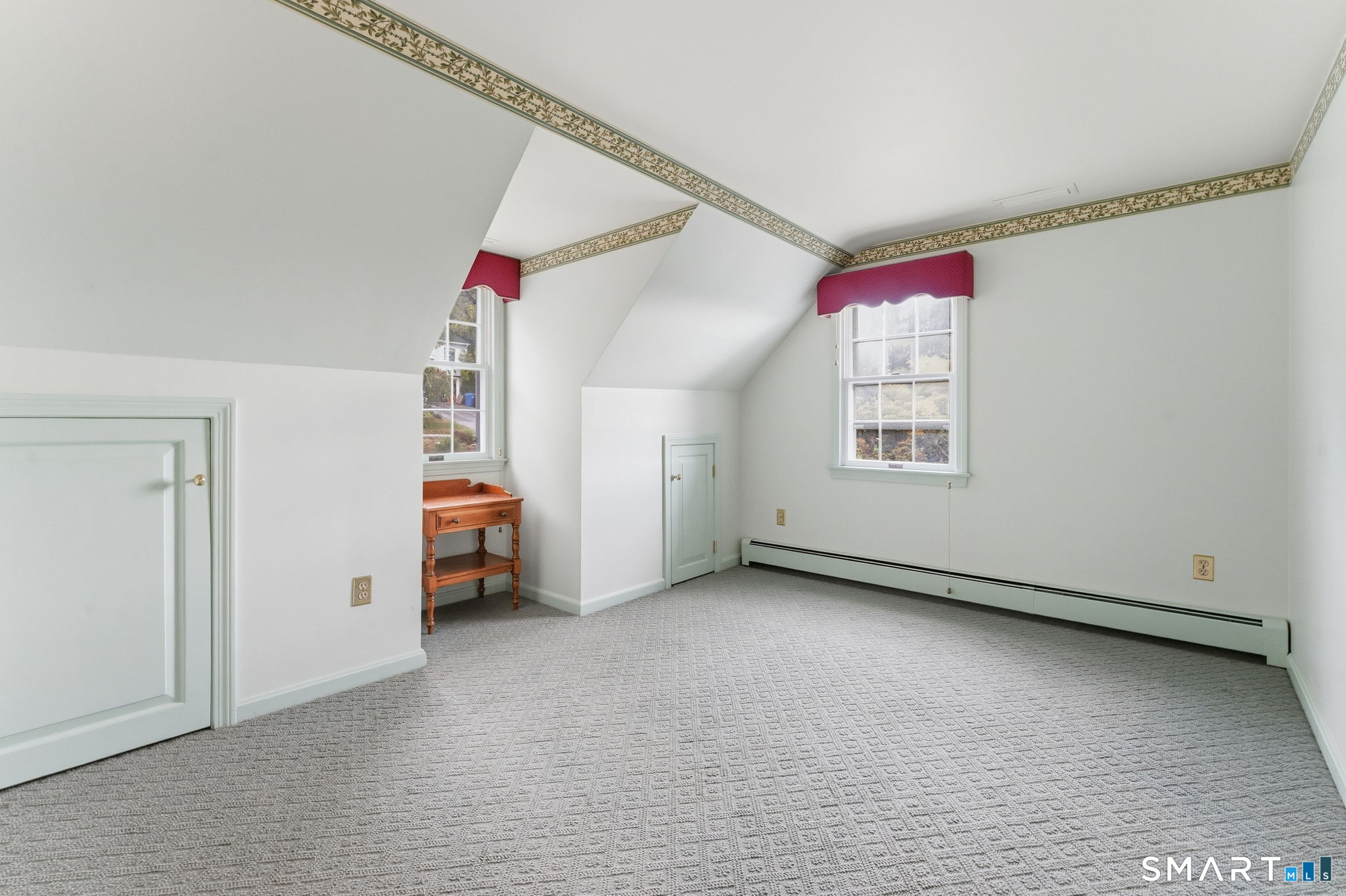 87 Phoenix Drive Groton CT 06340