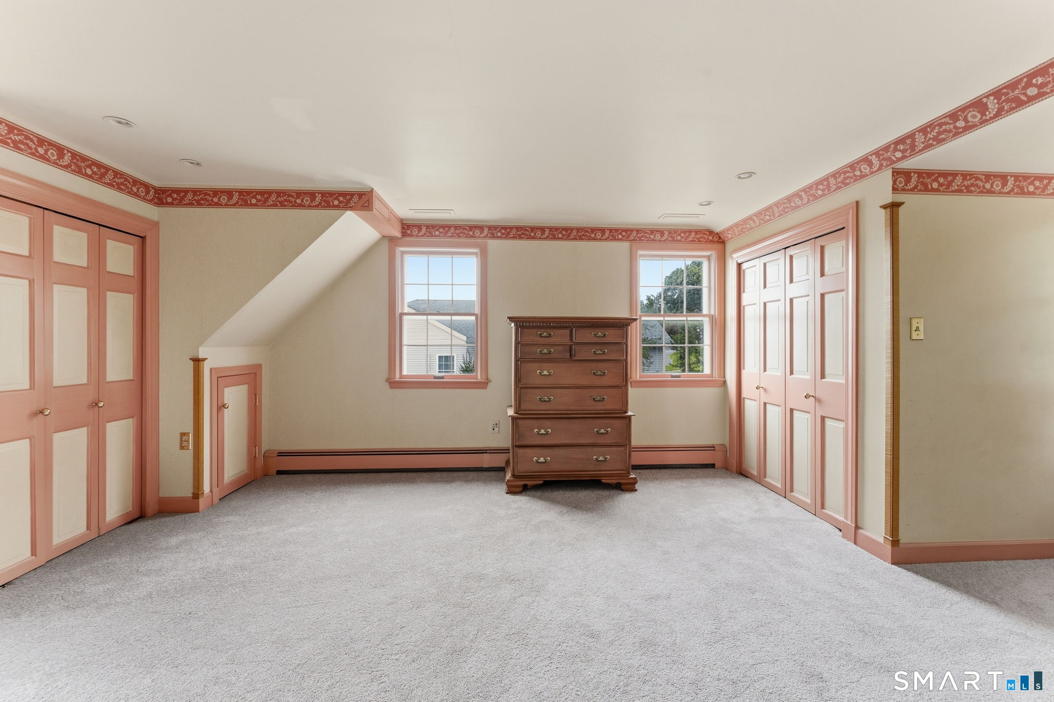 87 Phoenix Drive Groton CT 06340