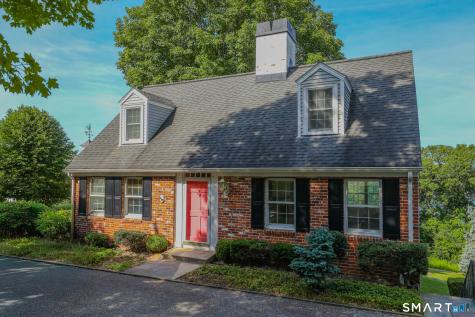 87 Phoenix Drive Groton CT 06340