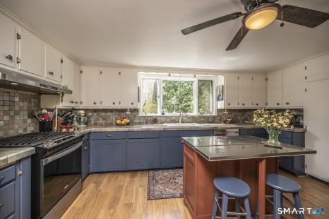 53 Cedar Street Middlefield CT 06481