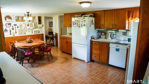 78 West District Road Farmington CT 06085