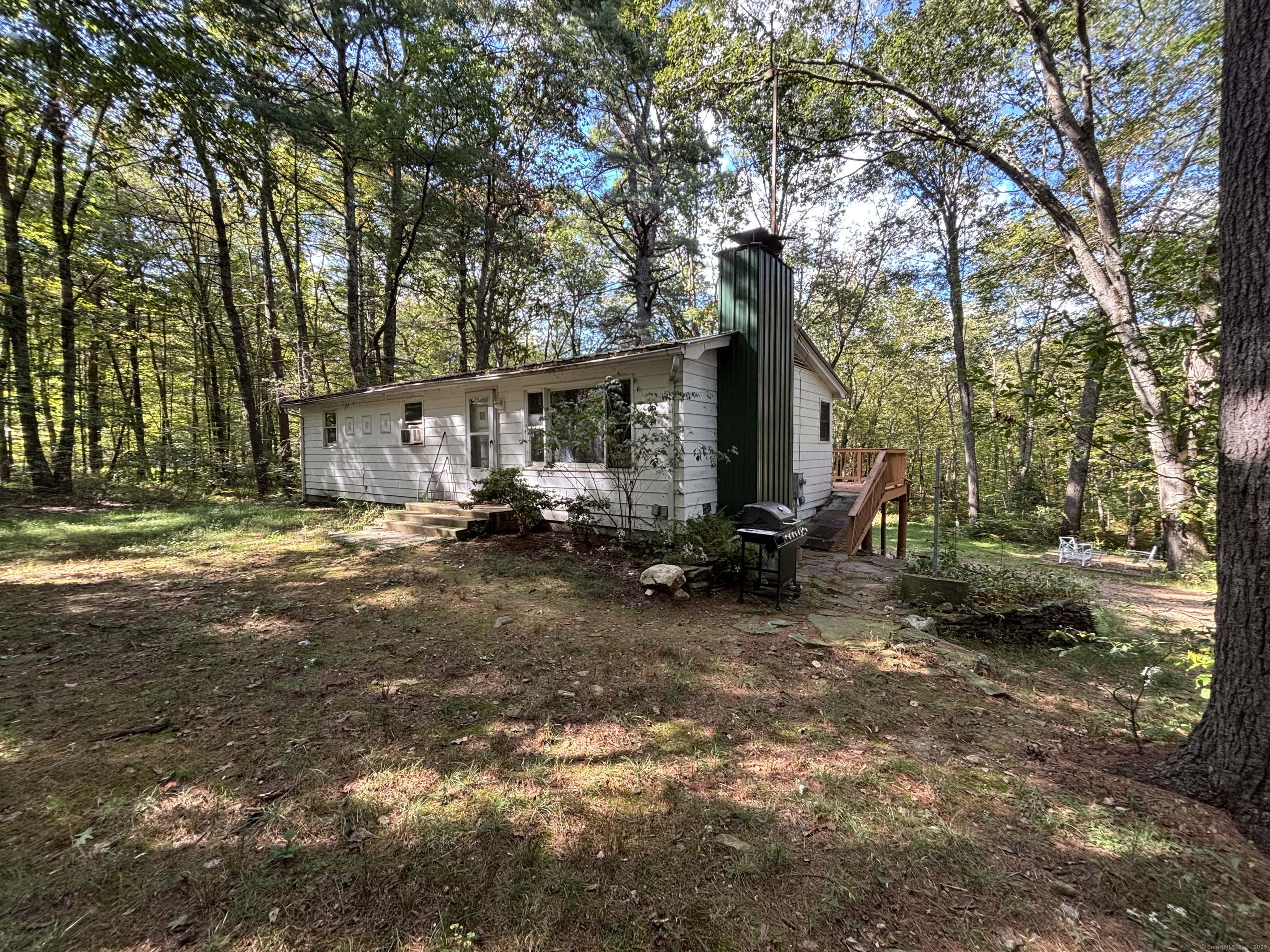 18 Navratil Road Willington CT 06279