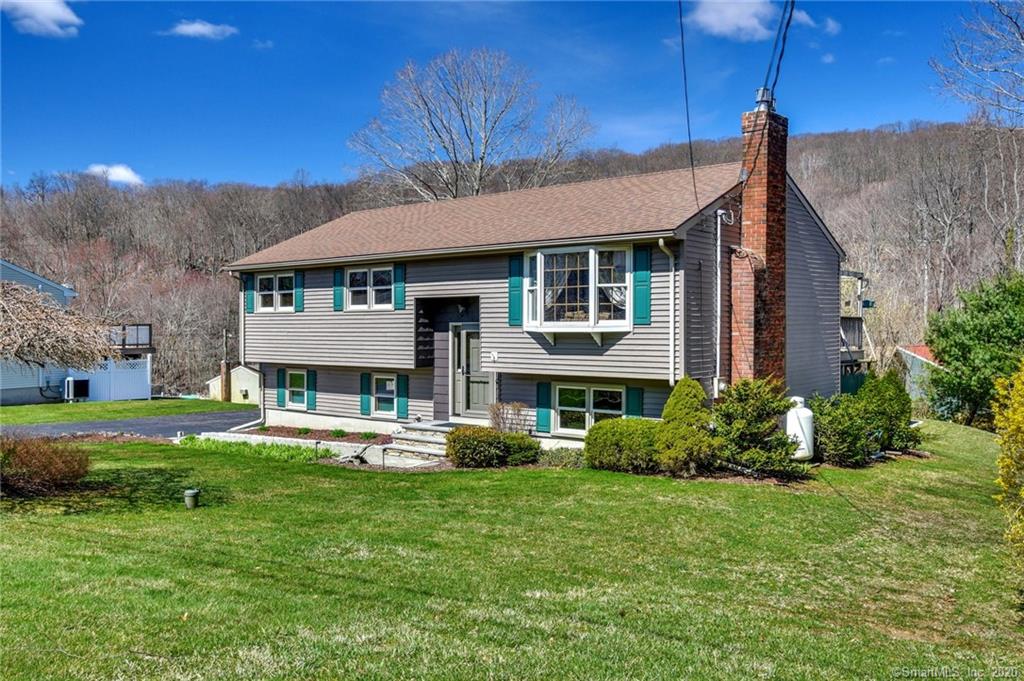 165 West Road Beacon Falls CT 06403