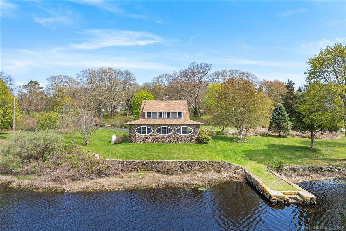 28 Palmer Neck Road Stonington CT 06379