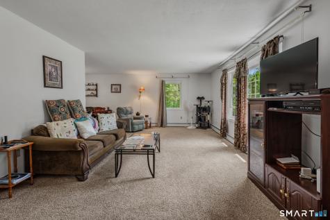 28 Adams Drive Norwich CT 06360