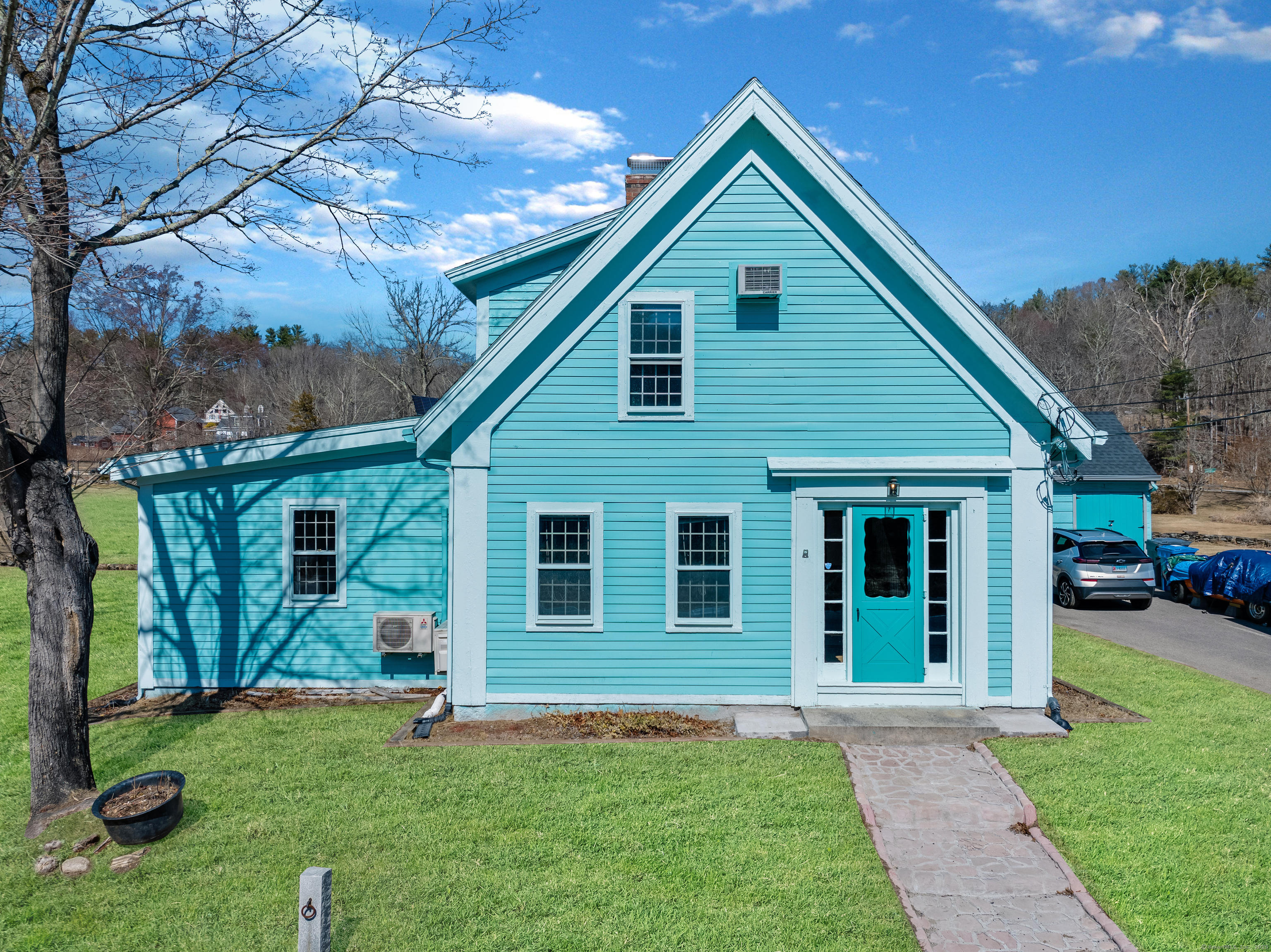 577 Route 197 Woodstock CT 06281